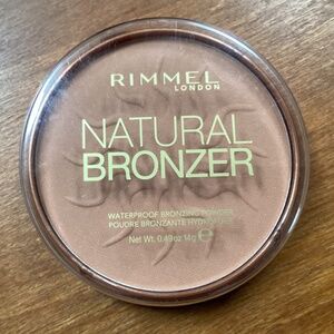 Rimmel London Natural Bronzer 021 Sun Light New/Sealed